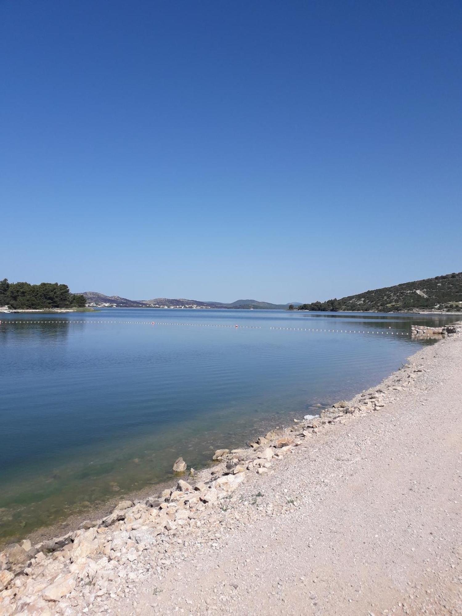 Ferienhaus Am Wasser - Kuca Rio - Iberische Finca In Dalmatien Bilice Bagian luar foto